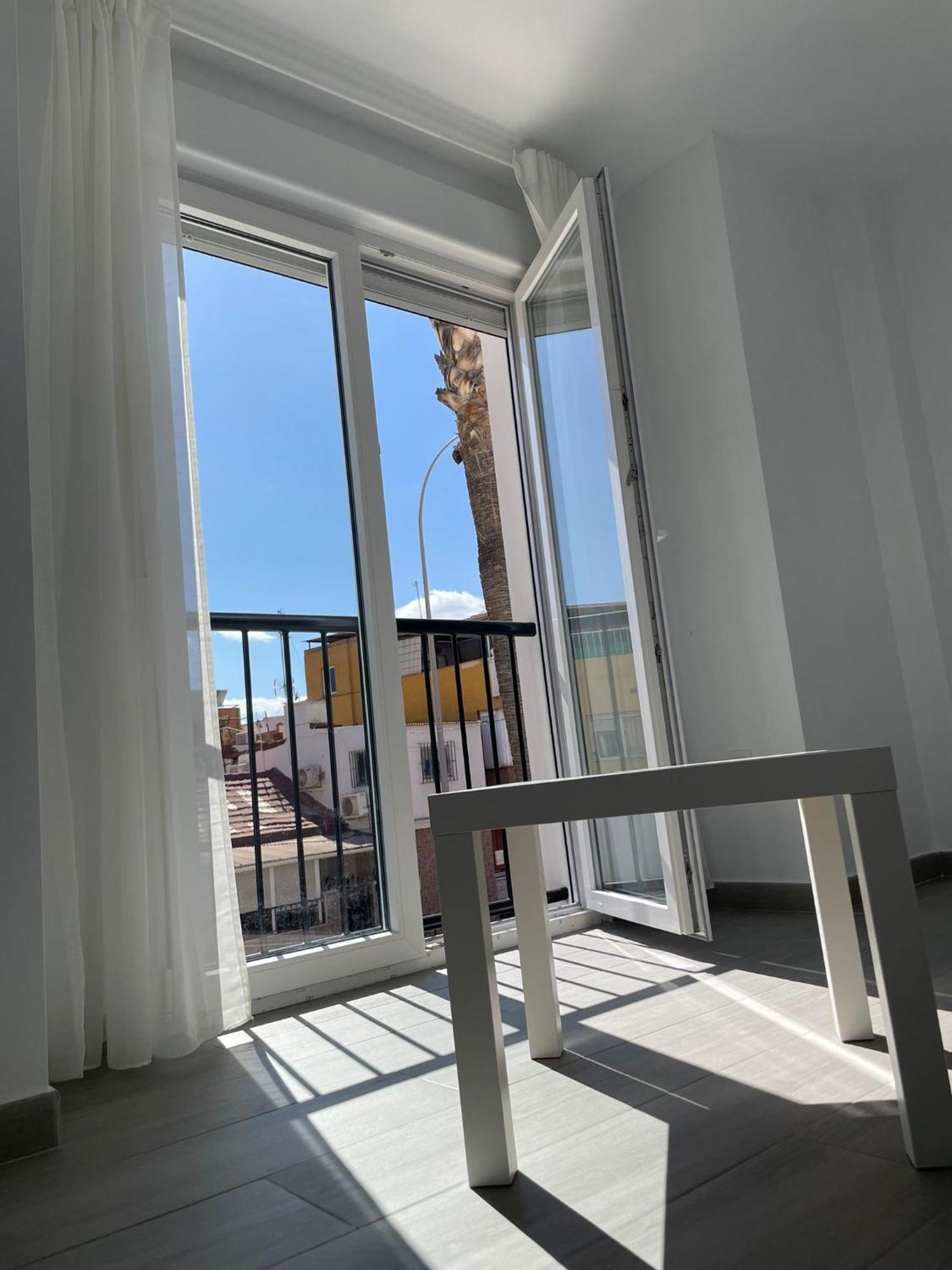 Apartamento Maui Beach En El Palo Málaga Exterior foto