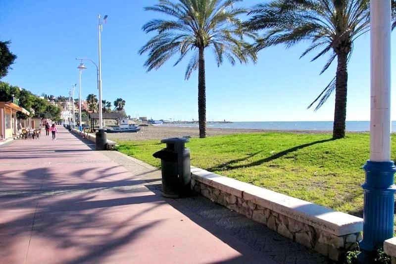 Apartamento Maui Beach En El Palo Málaga Exterior foto